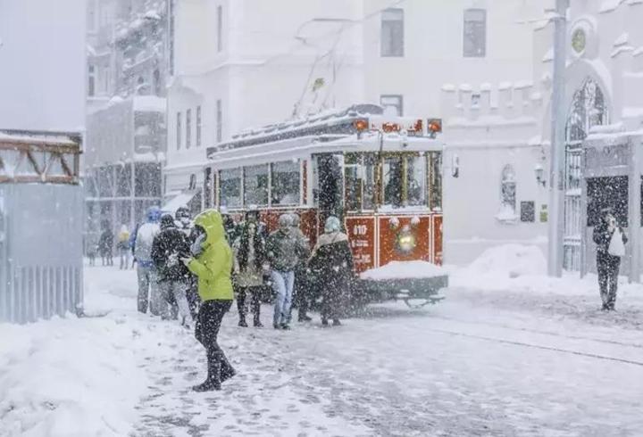 İstanbul'a ne zaman kar geli̇yor? Bu kış i̇stanbul'da kar yağacak mı? Ne zaman yağacak?