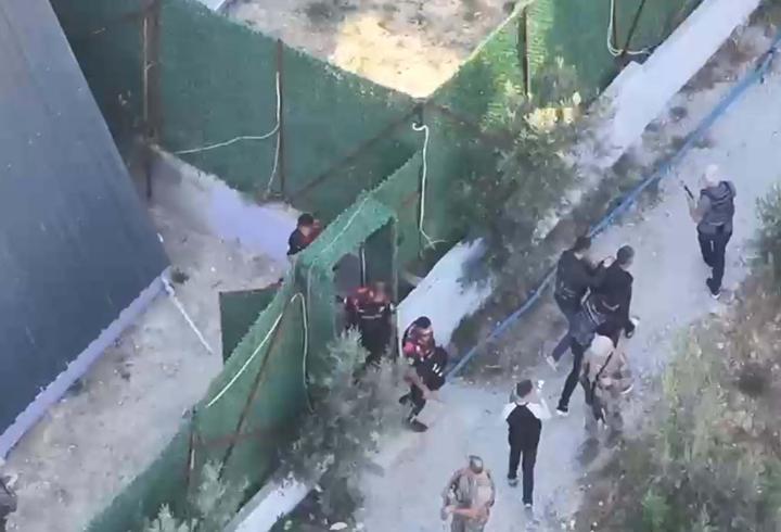 İzmir'de 30 yıl hapis cezasıyla aranan firari yakalandı