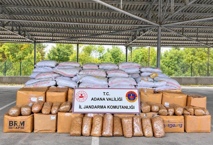 Adana'da 8 ton kaçak tütün ele geçirildi