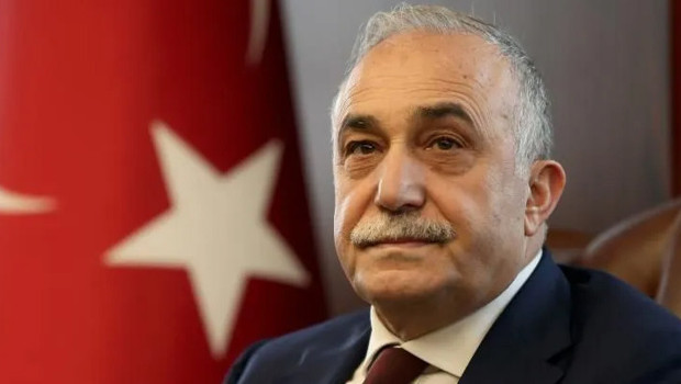 Ahmet Eşref Fakıbaba, İYİ Parti'den ve milletvekilliğinden istifa etti
