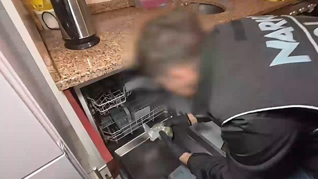 Yemek kuryesi süsü verdiler, uyuşturucuyu bulaşık makinesine gizlediler: İstanbul'da operasyon