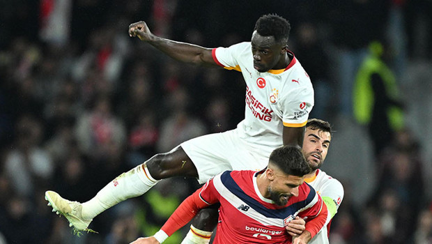 Galatasaray'da savunmanın patronu Davinson!