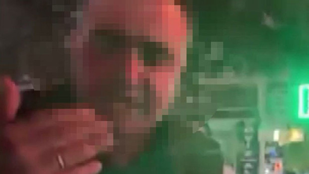 Trafik magandası! Tartıştığı kadın sürücünün aracının camını yumrukladı