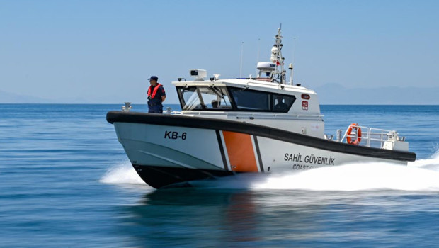Ayvalık'ta batan teknedeki 1 kişinin cansız bedenine ulaşıldı