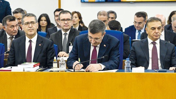 Bütçede öncelik emekli