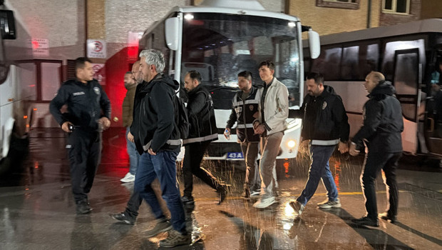 5 ildeki yasa dışı bahis operasyonunda 62 tutuklama! Hesaplarında 14 milyar lira işlem hacmi belirlendi
