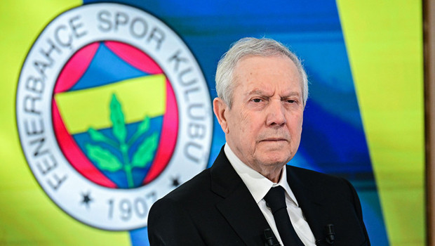Fenerbahçe'de ibre yabancı hocada