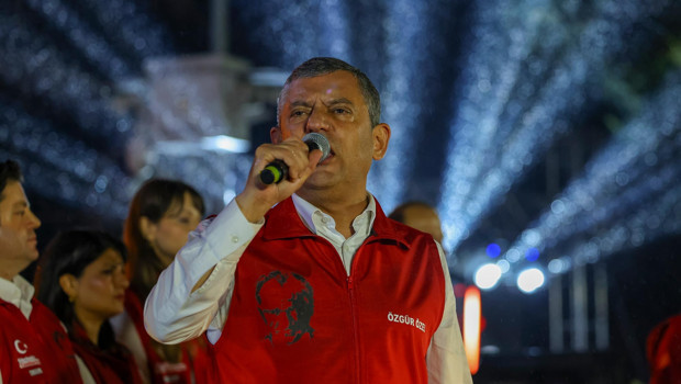 Özgür Özel: Cumhuriyet, kimsesizlerin kimsesidir