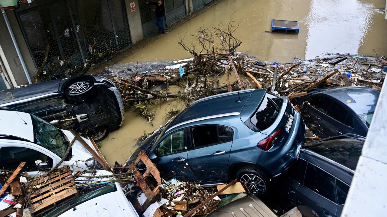 İstanbul Valisi Gül: Sel mağdurlarına para yardımı yapıldı